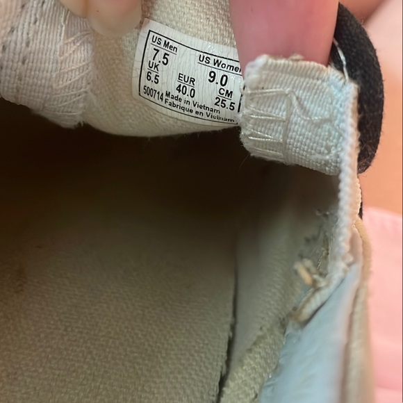 Vans Classic Slip-On with Gum Sole - Picture 3 of 3